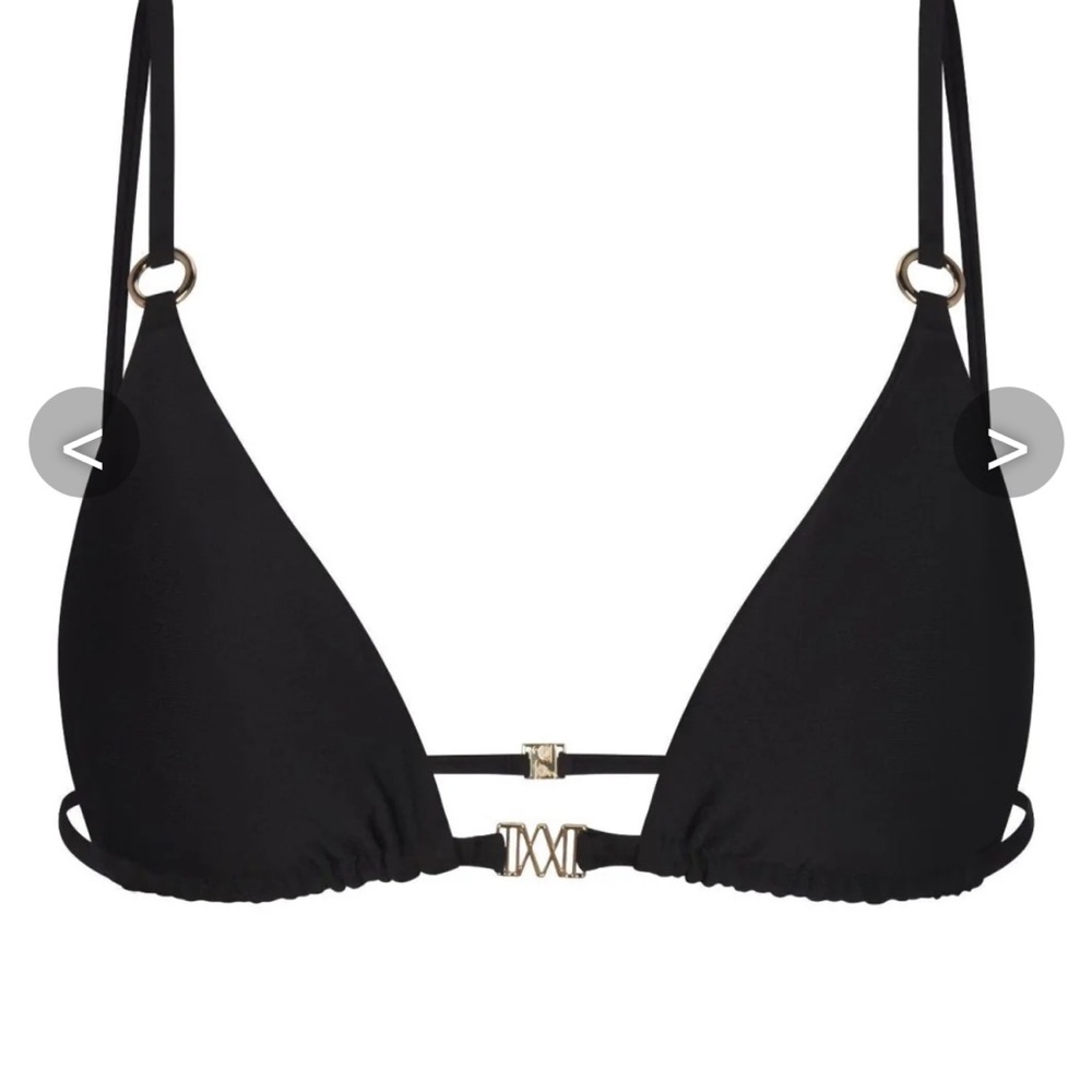 Elegant Black Bikini Top+ matching bottom